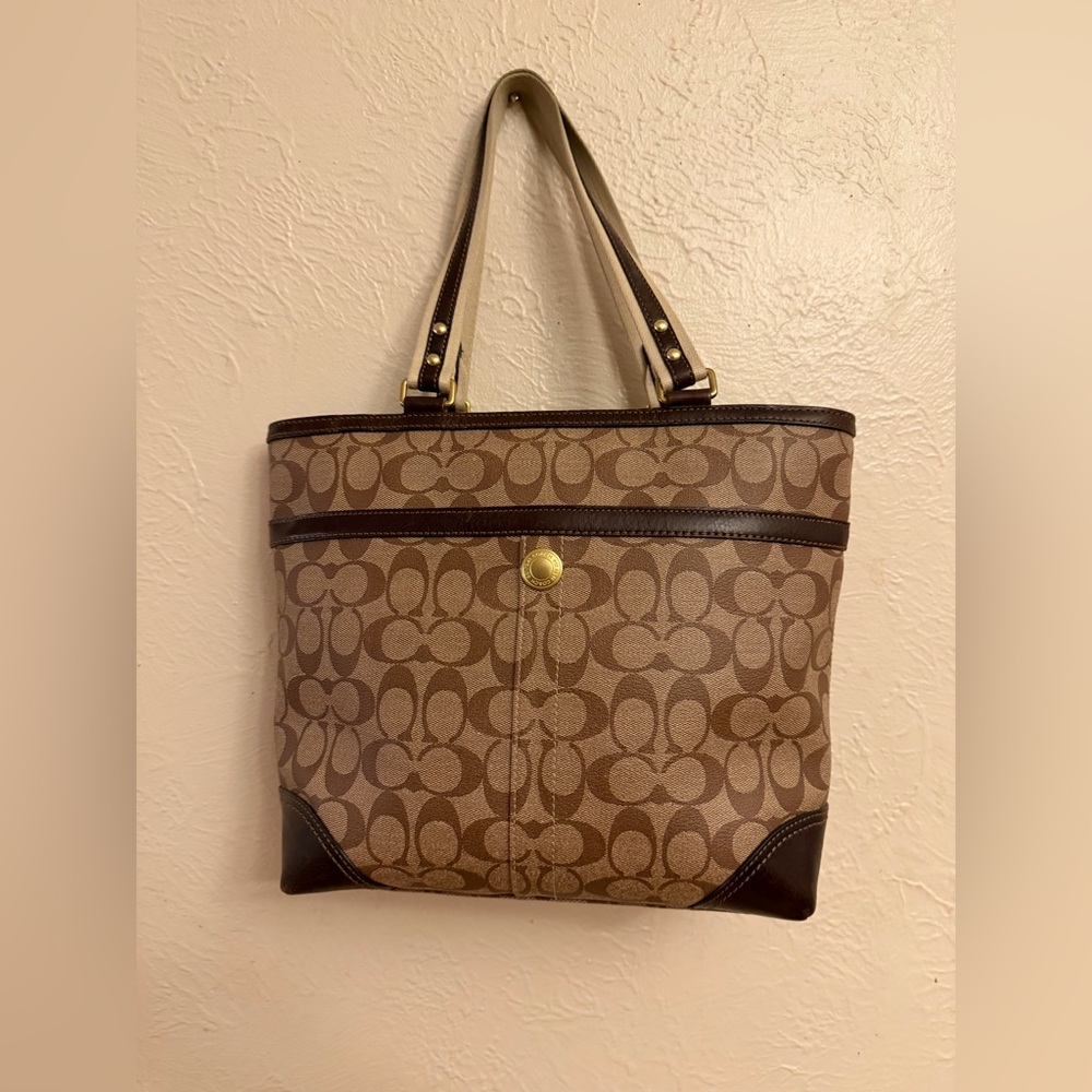 Coach Signature Tote - Picture 8 of 12
